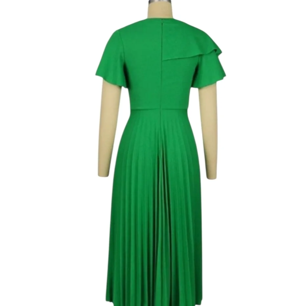 AOMEI - Medium Spring Asymmetrical Green Pleated Dress - Picture 15 of 16
